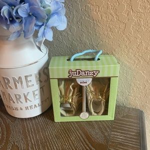 juDanzy Baby Flexy Sole Shoes Size 9-12M